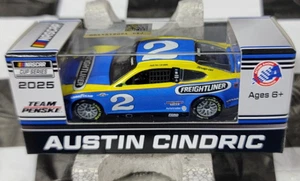 Mustang Austin Cindric #2 Freightliner retro 2025 escala 1:64 CX22565FTBAE - Imagen 1 de 6
