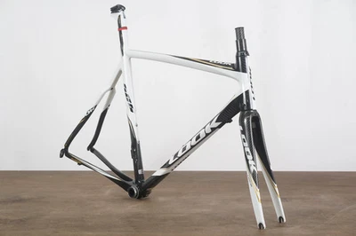 XL LOOK 586 Carbon Rim Brake Road Frameset - Image 1 of 4