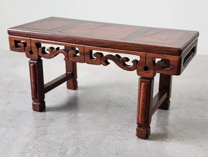 Mesa de altar budista china de madera tallada a mano del período de la República con inserción de madera de burlón - Imagen 1 de 14