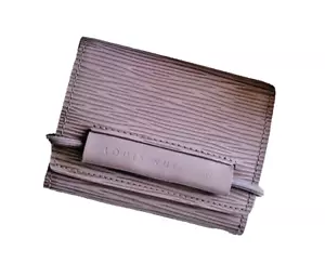 Cartera Louis Vuitton Epi Malva Usada en Excelente Condición - Imagen 1 de 1