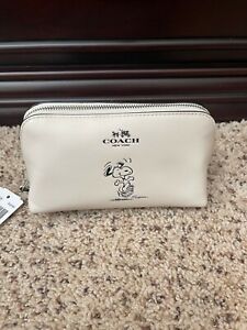 COACH X PEANUTS DANCING SNOOPY WHITE LEATHER COSMETIC BAG LIMITED EDITION CASE