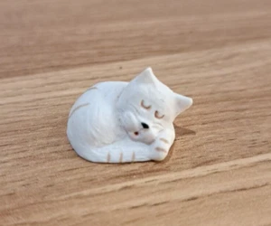 Lammermuir Mini White Ginger Cat  Figure Scotland Handmade Gift Vintage Minature - Picture 1 of 5