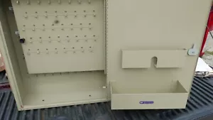Armadio chiave stile gancio capacità 130 MMF Industries usato - Foto 1 di 6
