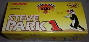1:24 Action Steve Park #1 Pennzoil Looney Tunes 2001 Monte Carlo Stock Car Bank - Picture 1 of 7