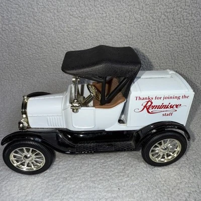 Ertl 1:25 Scale Die Cast Bank - 1918 Runabout - Reminisce - 1988 - Image 1 of 4