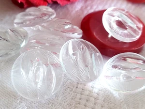 Lot 6 boutons anciens en verre transparent fort relief 1,7 cm ref 4866 - Picture 1 of 4