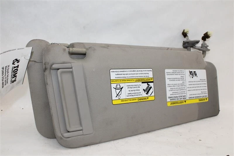 Used Left Sun Visor fits: 2011 Nissan Armada w/illumination primary lower LE L. Foto 1 de 4