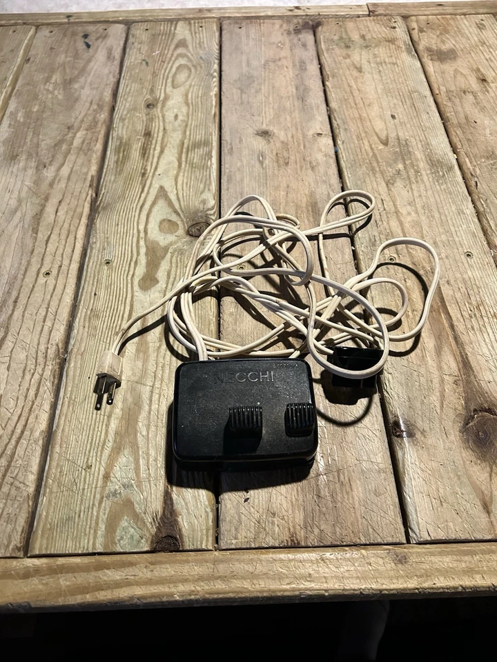 Pedal/Controlador Necchi para BU, Mira, Supernova Original De Colección EE. UU. Foto 1 de 4