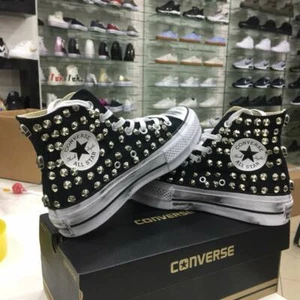 Converse Platform nere custom borchie zeppa 4 cm effetto sporco teschi no logo - Imagen 1 de 3