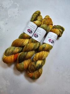 SW Merino singles, fingering weight, 100g, GOLDEN HOUR - Picture 1 of 7