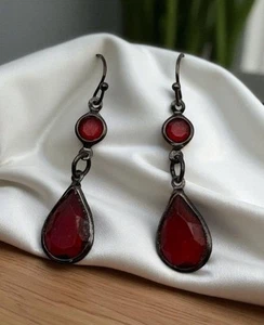 Elegant Red Beaded Drop Dangle Earrings Silver Tone Vintage Inspired - Picture 1 of 6