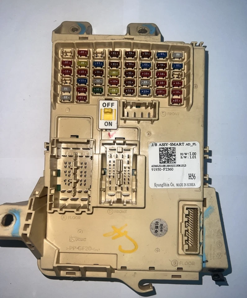 2019 HYUNDAI ELANTRA Cabin Fuse Box 91950F2360 91950-F2360 - Image 1 of 2