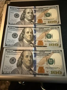 STAR NOTE. 3-$100 Dollar Bills is Uncirculated With CRISP Corners! Series 2017A. - Picture 1 of 2