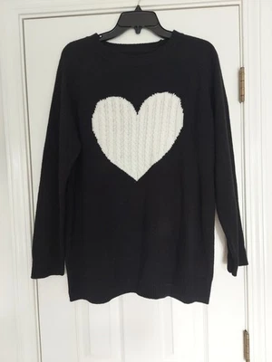 KOHLS BLACK WITH BEIGE HEART SWEATER SIZE L - Image 1 of 3