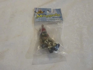 Palisades Muppets NY Toy Fair 2004 Exclusive Giveaway Gold Tuxedo Gonzo - Picture 1 of 8