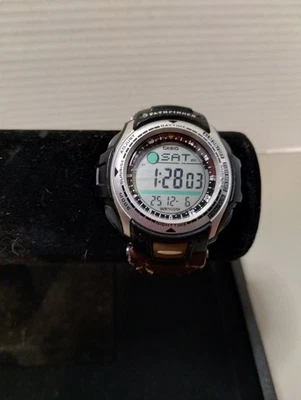 Reloj digital Casio Pathfinder 2632 con temporizador de pesca - Probado Pas400b Foto 1 de 4