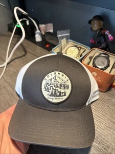 Columbia hat Brand New - Picture 1 of 3