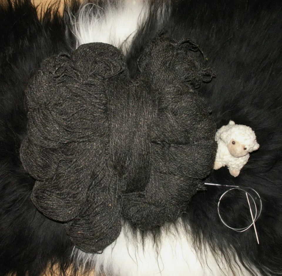 Schafwolle Schurwolle Strickgarn Naturprodukt 1000g Wolle dunkelgrau - Bild 1 von 1