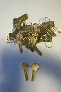 Schlage SC4 OEM 35-102 C Key Blanks 6 Pin Nickel Silver 1 Bitted Qty 25 - Picture 1 of 2