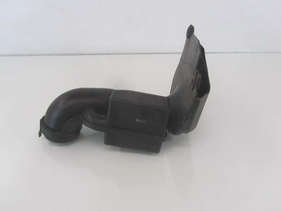 2007 MAZDA CX-7 2.3L 2.3 Air Intake Tube Resontator Vent Pipe L33DK3804 - Image 1 of 3