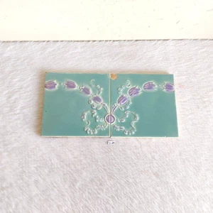 Coppia di piastrelle mobili architettura verde chiaro in rilievo floreale vintage anni 30 CT4 - Foto 1 di 7