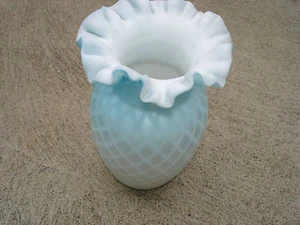 Old Antique Mouth Blown MT. Washington Ruffled Quilted Glass Vase 5 3/4" #2 - Picture 1 of 9
