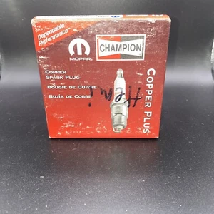 Mopar Champion 570 RE14MCC4 Copper Plus Spark Plugs. 4-SPRE14MCC4 Box Of 4 NOS B - Picture 1 of 6