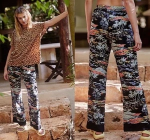 Free People Pull On lounge pants Tropical Blue Lagoon wide leg casual Medium Y19 - Picture 1 of 13