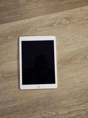 Apple I Pad Air 2 A1567 With Otter Box - Image 1 of 4