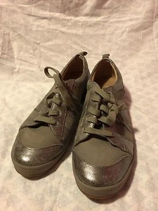 Nurture Watsonn Women's Silver/gray Leather sneaker Shoes Size 9.5M - Picture 1 of 7