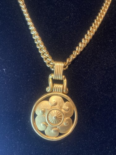 Collana catena grossa tono oro ciondolo loto firmato Givenchy vintage super rara