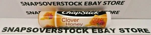 CHAPSTICK KLEE HONIG 0,15 OZ. BRANDNEUES VERSIEGELTES EINZELROHR, MIT KOSTENLOSEM VERSAND - Bild 1 von 5