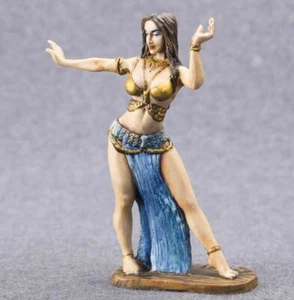 Ballerina Donna Quadrine Dipinte a Mano Miniatura Ragazza-018 Latta 54mm 1/32 - Foto 1 di 4