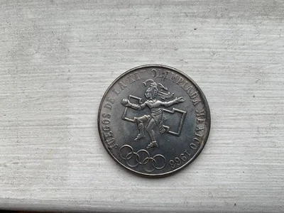1968 Mexico 25 Pesos Olympics Silver Coin, Ley 0.720- XIX Olimpiada Mexico - Image 1 of 2