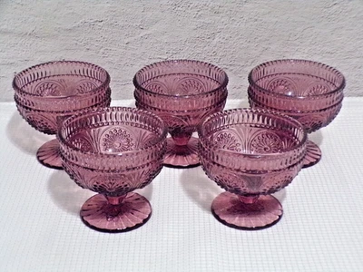 Juego de 5 tazas de herbet helado con patas en relieve ciruela Adeline The Pioneer Woman Foto 1 de 4