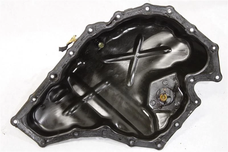 Used Engine Oil Pan fits: 2013 Audi A4 2.0L turbo Grade A - Image 1 of 4