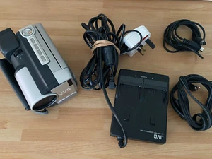 JVC GR-DVL9000E DIGITAL VIDEO CAMERA MINI DV PAL BESCHREIBUNG LESEN - Bild 1 von 6