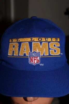 DE COLECCIÓN AÑOS 90 ESPECIALIDADES DEPORTIVAS ST LOUIS RAMS NFL GORRA SNAPBACK LÍNEA PRO AUTÉNTICA Foto 1 de 4