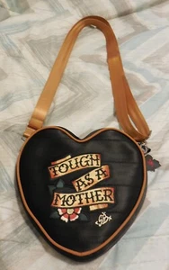 Bandolera convertible Harvey's x Sid's Tattoo Sweetheart usada en excelente estado - resistente como madre - Imagen 1 de 14