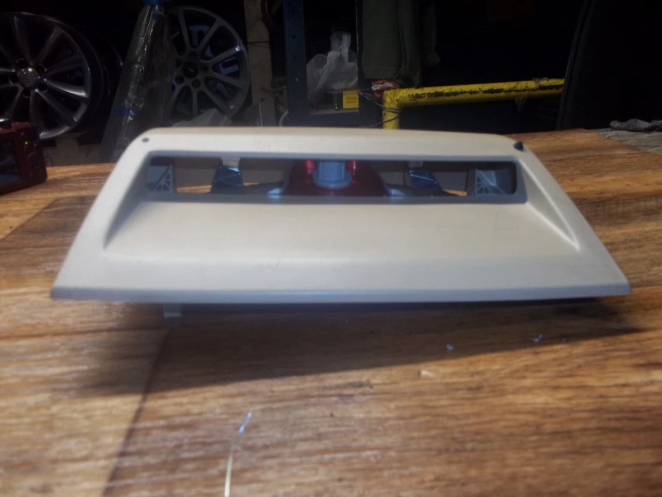 06-11 MERCURY MILAN 06-09 FORD FUSION TERCERA LUZ DE FRENO MONTAJE ALTO MONTAJE LÁMPARA MONTAJE  Foto 1 de 4