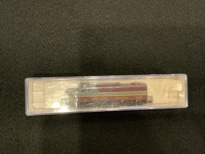 Life Like FA1 Locomotive Canadian Pacific C.P. #4012 ITEM #760005 - Image 1 of 2