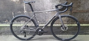 Bianchi Specialissima Comp (2025) 55cm Shimano 105 Di2 12 Speed *New" RRP £4349 - Picture 1 of 7