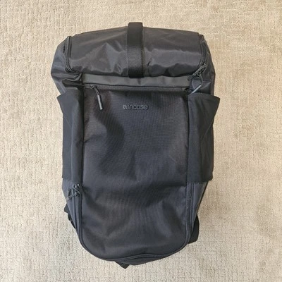 Incase Sport Field Bag Lite Black - Image 1 of 4