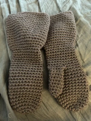 Vtg Neiman Marcus Knitted Wool Mittens Gray Sz M NWT Made In Italy 1960s - Image 1 of 4