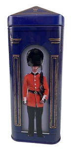 Queens Guard Tall Square Biscuit Tin (Empty) 20cm Tall See Pics For Cond - Bild 1 von 10