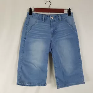 Faith Jeans Denim Shorts Womens 6 Blue Mid Rise Bermuda Medium Wash - Picture 1 of 14