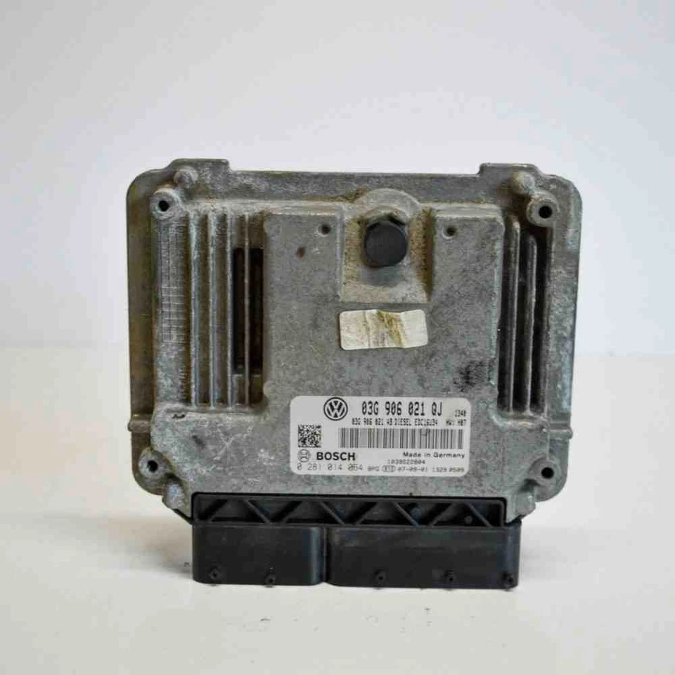 Centralina motore VW GOLF V 1K1 03G906021QJ 1.9 Diesel 77kw 2007 3281249 - Immagine 1 di 4