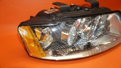 FARO PASAJERO DERECHO AUDI A4 2002 2003 2004 XENON 8E0941004AS OEM Foto 1 de 4