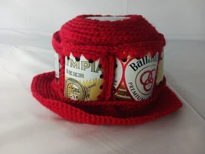 Sombrero de lata de cerveza vintage tejido a ganchillo varias marcas fiesta años 70 puerta trasera original - Imagen 1 de 10