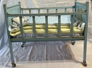 Vintage 1950er AMSCO Metall Puppe-E-Krippe verstellbare Seitenschiene blau Lamm Aufkleber * Bilder - Bild 1 von 21